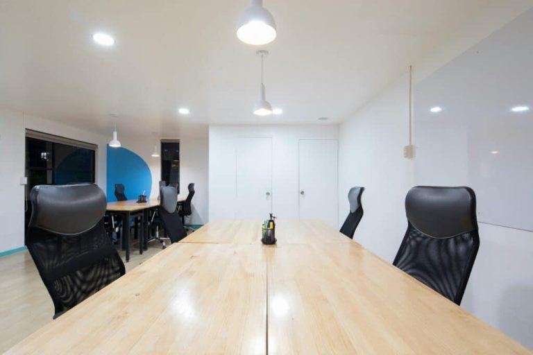 Les avantages d'avoir une table pliable dans votre maison